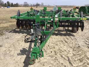 2018 John Deere 714 Image